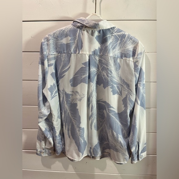 🩵 AUTOGRAPH M&S Blue Feather Print Blouse – Size EUR 46 - Picture 5 of 9